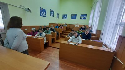 У Кропивницькому організували безкоштовні курси української мови. Чи багато охочих її вчити