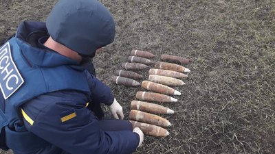 В Кіровоградській області сапери знищили снаряди часів Другої світової війни