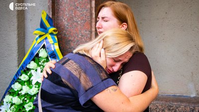 В Одесі пройшла церемонія прощання з 25-річниим загиблим військовим. ФОТО В Одесі пройшла церемонія прощання з 25-річниим загиблим військовим. ФОТО