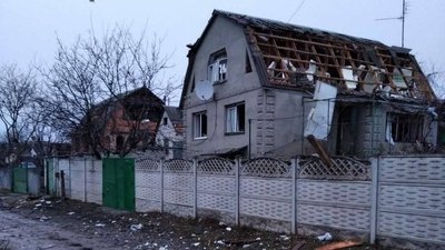 Будинки с. Яковлівка, пошкоджені вибухом під час авіанальоту 2 березня Будинки с. Яковлівка, пошкоджені вибухом під час авіанальоту 2 березня
