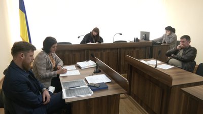 Засідання у справі псевдоволонтера з Калуша Віталія Хемича Засідання у справі псевдоволонтера з Калуша Віталія Хемича