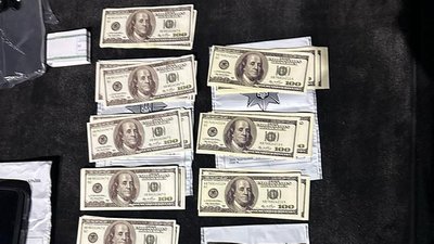 тернополянин отримав 9 700 доларів США тернополянин отримав 9 700 доларів США