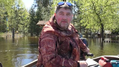 Наслідки водопілля: в селі на Черкащині вода відходить від будинків, а люди повертаються в помешкання Наслідки водопілля: в селі на Черкащині вода відходить від будинків, а люди повертаються в помешкання