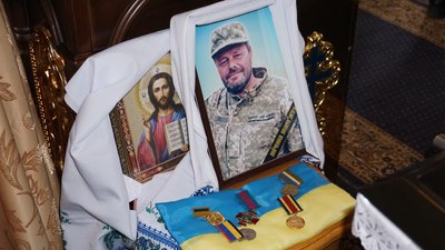 На війні з Росією загинули бійці з чотирьох громад Кіровоградщини На війні з Росією загинули бійці з чотирьох громад Кіровоградщини