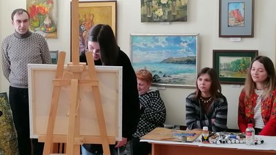 "Благовіщенський янгол". У Кропивницькому шестеро художників створили спільну картину до Великоднього аукціону "Благовіщенський янгол". У Кропивницькому шестеро художників створили спільну картину до Великоднього аукціону