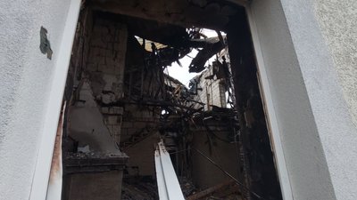 “Cтавить автомат мені до підборіддя, питає: давай гроші” — життя під окупацією в Андріївці “Cтавить автомат мені до підборіддя, питає: давай гроші” — життя під окупацією в Андріївці