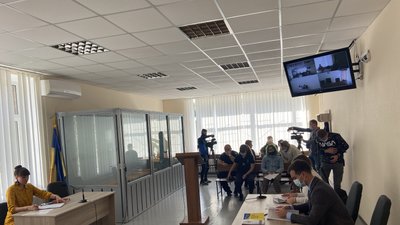 У Полтаві обрали запобіжний захід дівчині, яка з арбалета стріляла у педагогів У Полтаві обрали запобіжний захід дівчині, яка з арбалета стріляла у педагогів