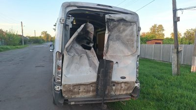 Російський FPV-дрон атакував авто з подружжям у Золочеві на Харківщині