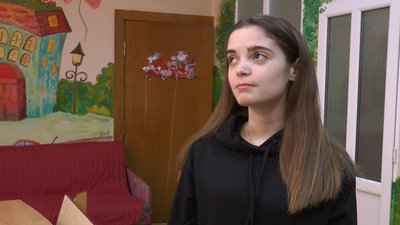 "Людина має робити добро". Як сестри-близнючки з Франківська збирають гроші для онкохворих діток "Людина має робити добро". Як сестри-близнючки з Франківська збирають гроші для онкохворих діток