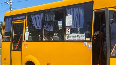 У полтавському мікрорайоні скаржаться на графік руху автобусів: як планують вирішувати проблему