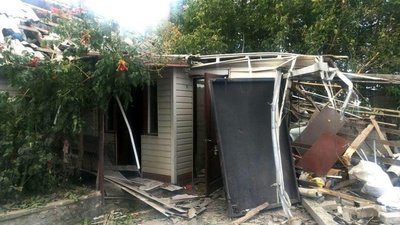 Внаслідок російських обстрілів зазнали руйнувань будинки у двох районах Запорізької області Внаслідок російських обстрілів зазнали руйнувань будинки у двох районах Запорізької області