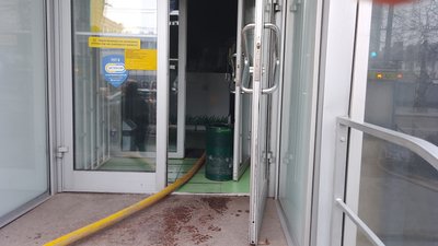В центрі Житомира пожежа – загорілася аптека В центрі Житомира пожежа – загорілася аптека