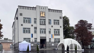 Малин, Естонія, школа мистецтв, російський обстріл, відбудова