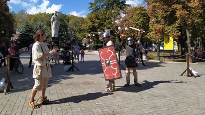 У Миколаєві влаштували повноконтактні гладіаторські та лицарські бої У Миколаєві влаштували повноконтактні гладіаторські та лицарські бої
