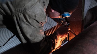 Запустили великі котельні. До житлових будинків у Чернівцях почали подавати тепло