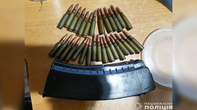 Зброя, вилучена правоохоронцями у жителів Корюківщини на Чернігівщині Зброя, вилучена правоохоронцями у жителів Корюківщини на Чернігівщині