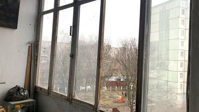 Загинули двоє: в Рівному чоловік стріляв з балкона у людей Загинули двоє: в Рівному чоловік стріляв з балкона у людей