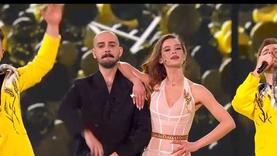"Щедрик" прозвучав на сцені "Євробачення" у Ліверпулі "Щедрик" прозвучав на сцені "Євробачення" у Ліверпулі