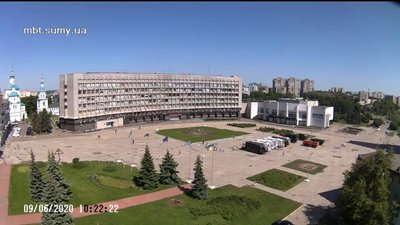 Працівники "А-Муссону" знову зібралися під стінами міськради в Сумах Працівники "А-Муссону" знову зібралися під стінами міськради в Сумах