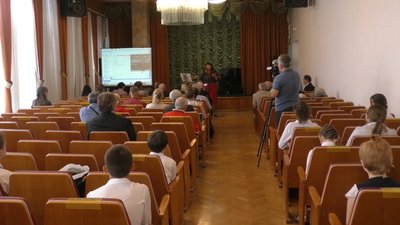 День козацтва у бібліотеці: у Херсоні говорили про відродження українських традицій