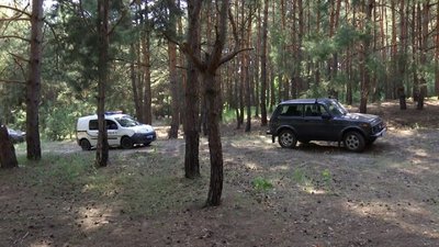 На Харківщині суд взяв під варту чоловіка, який застрелив товариша на відпочинку На Харківщині суд взяв під варту чоловіка, який застрелив товариша на відпочинку