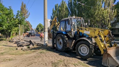 У Миколаєві облаштовують зупинкові кишені для громадського транспорту У Миколаєві облаштовують зупинкові кишені для громадського транспорту