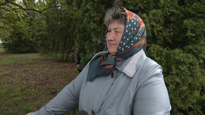 "Треба, бо люди без хліба": у Новгороді-Сіверському попрощалися з Максимом Андросенком, в машину якого влучив дрон "Треба, бо люди без хліба": у Новгороді-Сіверському попрощалися з Максимом Андросенком, в машину якого влучив дрон