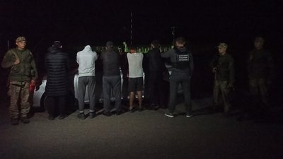П’ятьох нелегалів з Узбекистану затримали прикордонники на Закарпатті