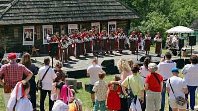 В Ужгороді проведуть фестиваль культурного розмаїття "Шовкова косиця"