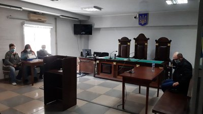 У Миколаєві продовжується судове засідання у справі про вбивство собаки У Миколаєві продовжується судове засідання у справі про вбивство собаки
