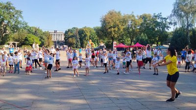 У Луцьку вперше відбувся "Забіг у вишиванках" на підтримку Збройних сил України