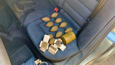 СБУ затримала чоловіка, який торгував гранатами у Харкові СБУ затримала чоловіка, який торгував гранатами у Харкові