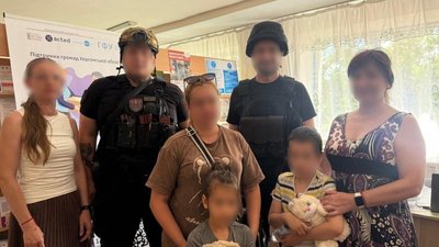 Херсонщина, евакуація, діти, червона зона, поліція