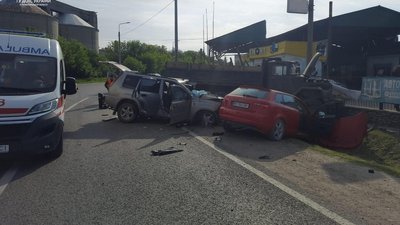 ДТП на Тернопільщині: загинула людина ДТП на Тернопільщині: загинула людина