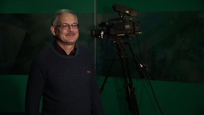 Лампи від світлофора – як софіти, двері – як декорації: так народжувалось чернігівське телебачення