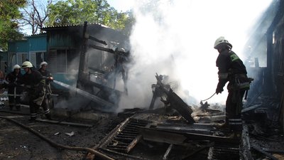Знищено два будинки, один пошкоджено: на Одеському пляжі зайнялася пожежа Знищено два будинки, один пошкоджено: на Одеському пляжі зайнялася пожежа