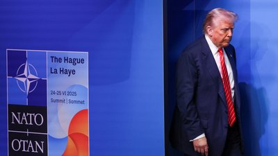 Президент США Дональд Трамп, НАТО