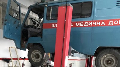 У львівських професійних училищах безкоштовно ремонтують авто для ЗСУ У львівських професійних училищах безкоштовно ремонтують авто для ЗСУ