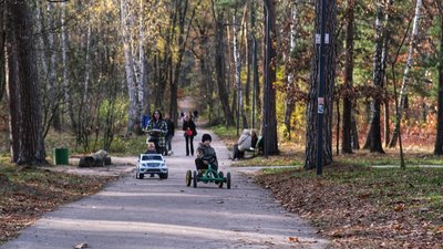 Алеї житомирського Гідропарку Алеї житомирського Гідропарку