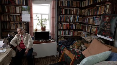 "Все переживемо, аби був мир": як живуть пенсіонерки без світла в прикордонні Чернігівщини "Все переживемо, аби був мир": як живуть пенсіонерки без світла в прикордонні Чернігівщини