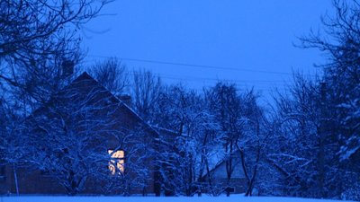 Графіки погодинних знеструмлень на 24 січня у Рівному та області