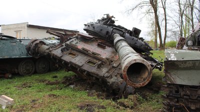 російський танк російський танк