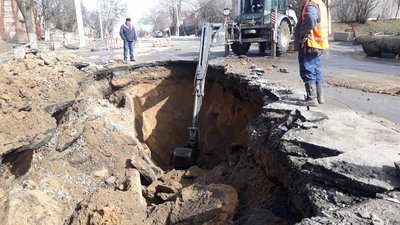 В обласному центрі на два тижні перекрили рух вулицею Кропивницького