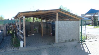 Сміттєвий майданчик за власний кошт. Як жителі Івано-Франківської ТГ сортують побутові відходи Сміттєвий майданчик за власний кошт. Як жителі Івано-Франківської ТГ сортують побутові відходи