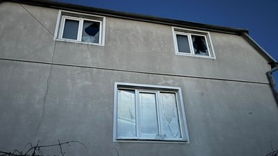 Пошкоджений будинок, село Вербилівці, Рогатинська громада, атака РФ, Івано-Франківщина Пошкоджений будинок, село Вербилівці, Рогатинська громада, атака РФ, Івано-Франківщина
