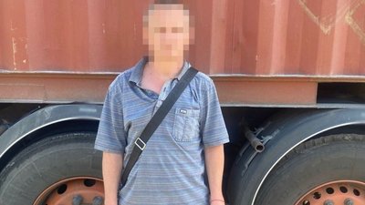 Чоловіка, який, за версією слідства намагався зґвалтувати неповнолітню затримали