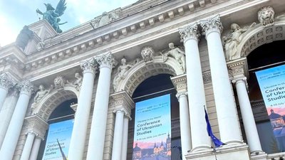 У Львові триває міжнародна конференція українських та кримськотатарських студій