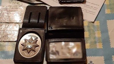 На Одещині затримали двох поліцейських, які намагались вчинити розбійний напад На Одещині затримали двох поліцейських, які намагались вчинити розбійний напад