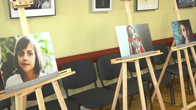 Волинський фотограф презентував медіапроєкт за участі дітей-переселенців Волинський фотограф презентував медіапроєкт за участі дітей-переселенців