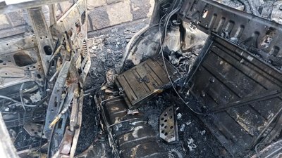У Житомирі загорівся автомобіль – вогнем пошкоджено прилеглий будинок У Житомирі загорівся автомобіль – вогнем пошкоджено прилеглий будинок